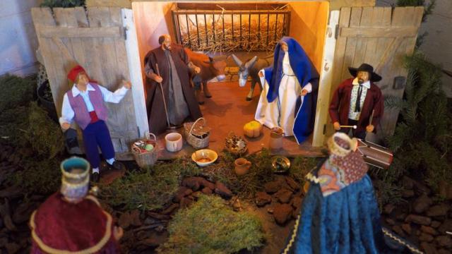 CRECHES DE NOEL DANS LES MAIRIES 